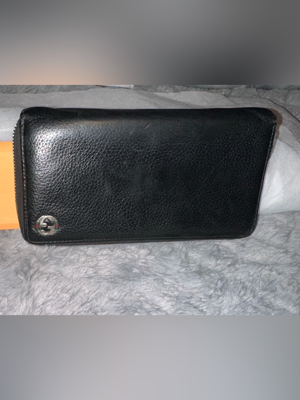 Gucci black  Zip-Around Wallet with Silver Logo and Green-Red Stripe